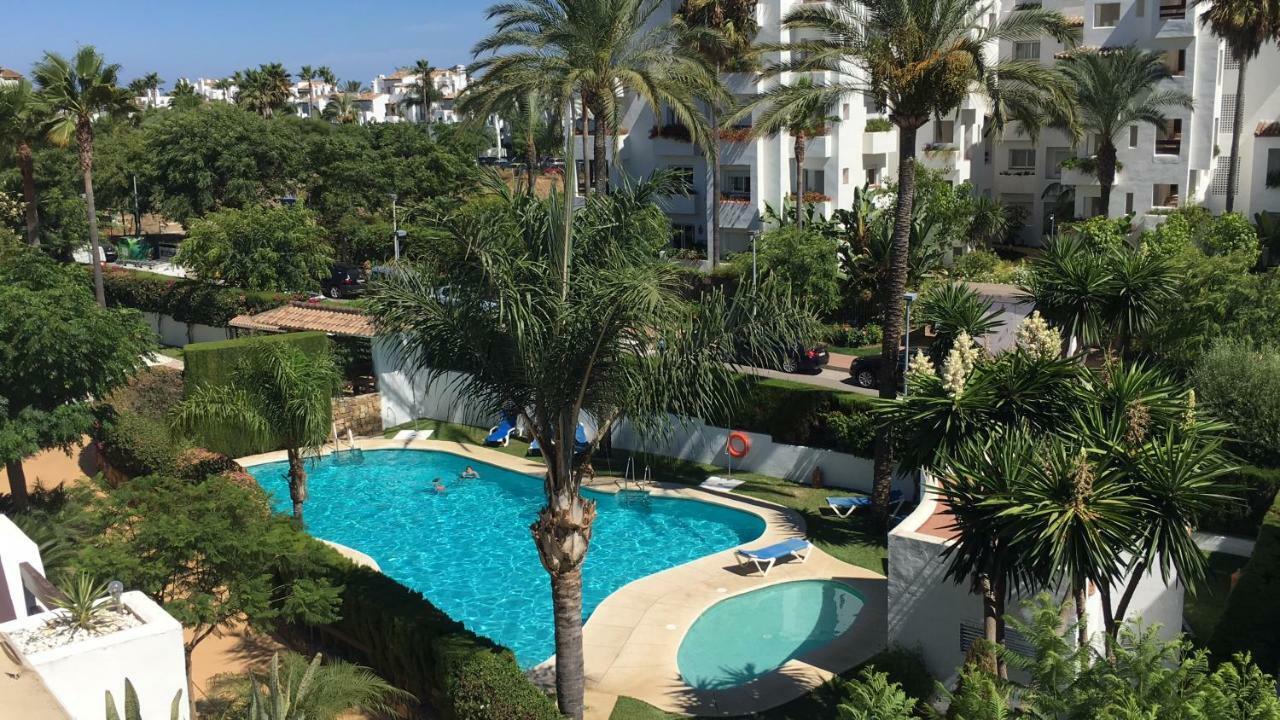 Beautiful Penthouse In A Perfect Location Apartamento Estepona Exterior foto